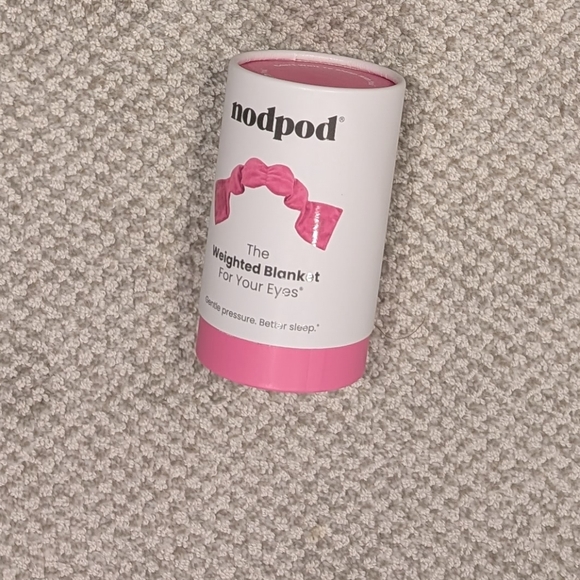 NWT Nodpod Weighted Eye Mask - Picture 1 of 4